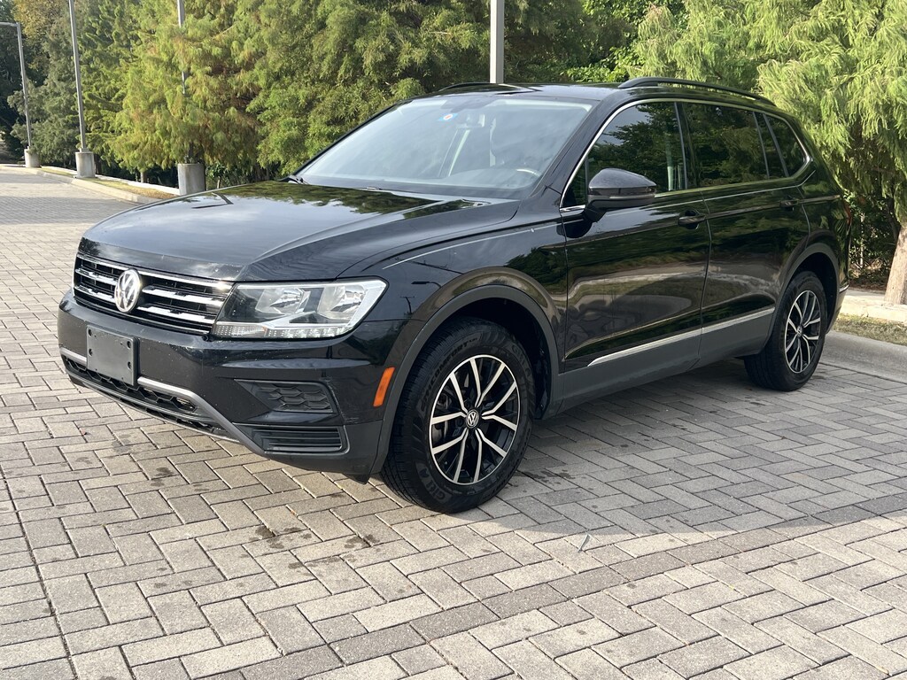 Used 2021 Volkswagen Tiguan SE SUV