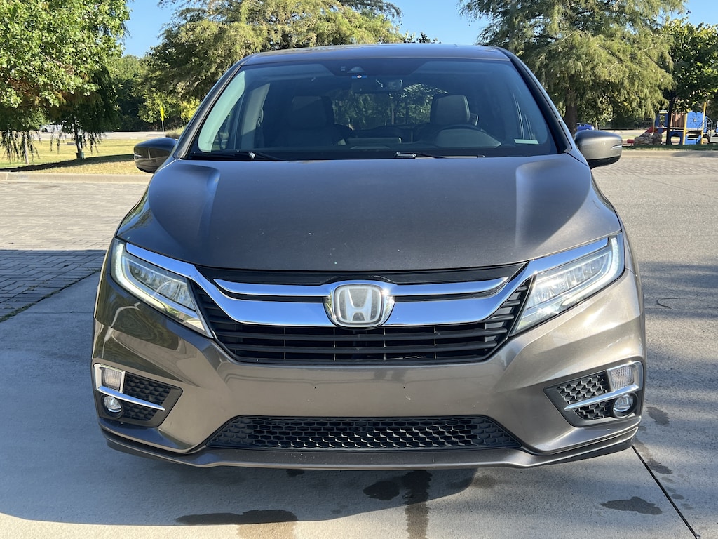 Used 2018 Honda Odyssey Elite Minivan