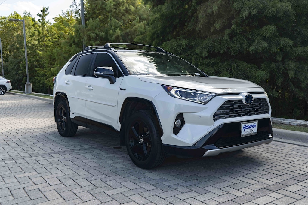 Used 2020 Toyota RAV4 Hybrid XSE SUV