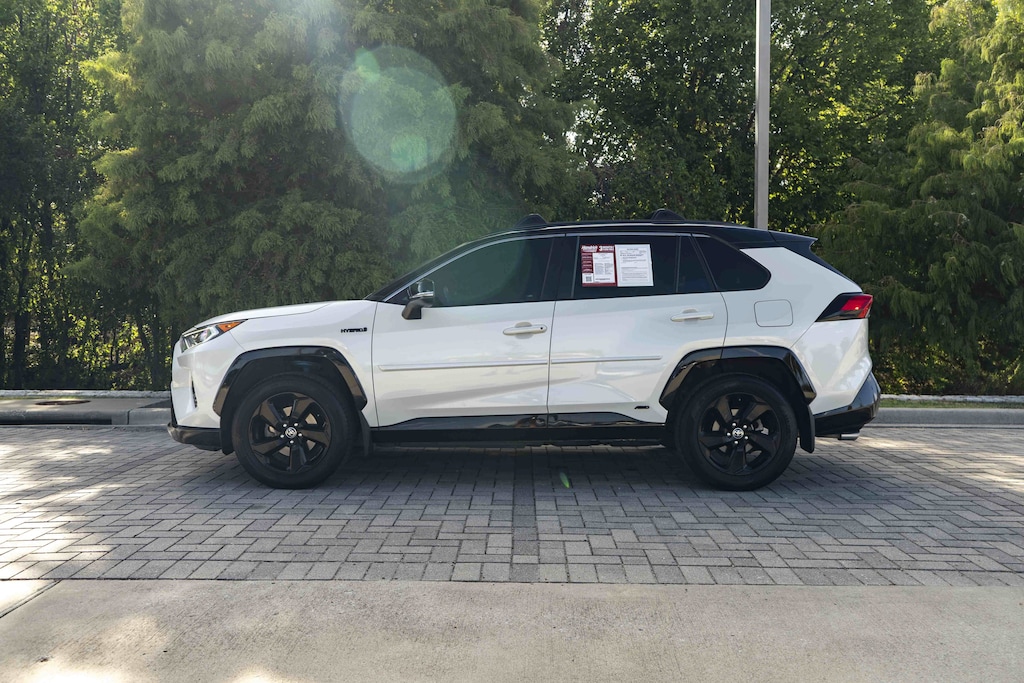 Used 2020 Toyota RAV4 Hybrid XSE SUV