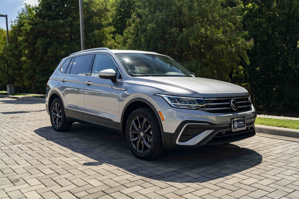 Used 2023 Volkswagen Tiguan SE SUV