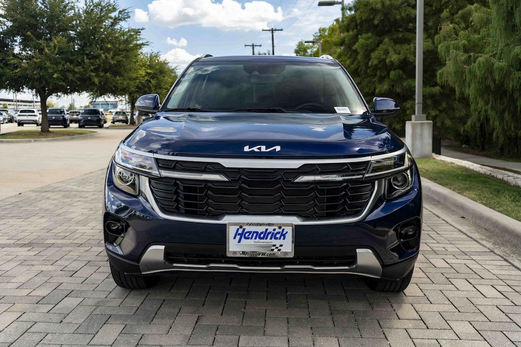 Used 2024 Kia Seltos EX SUV