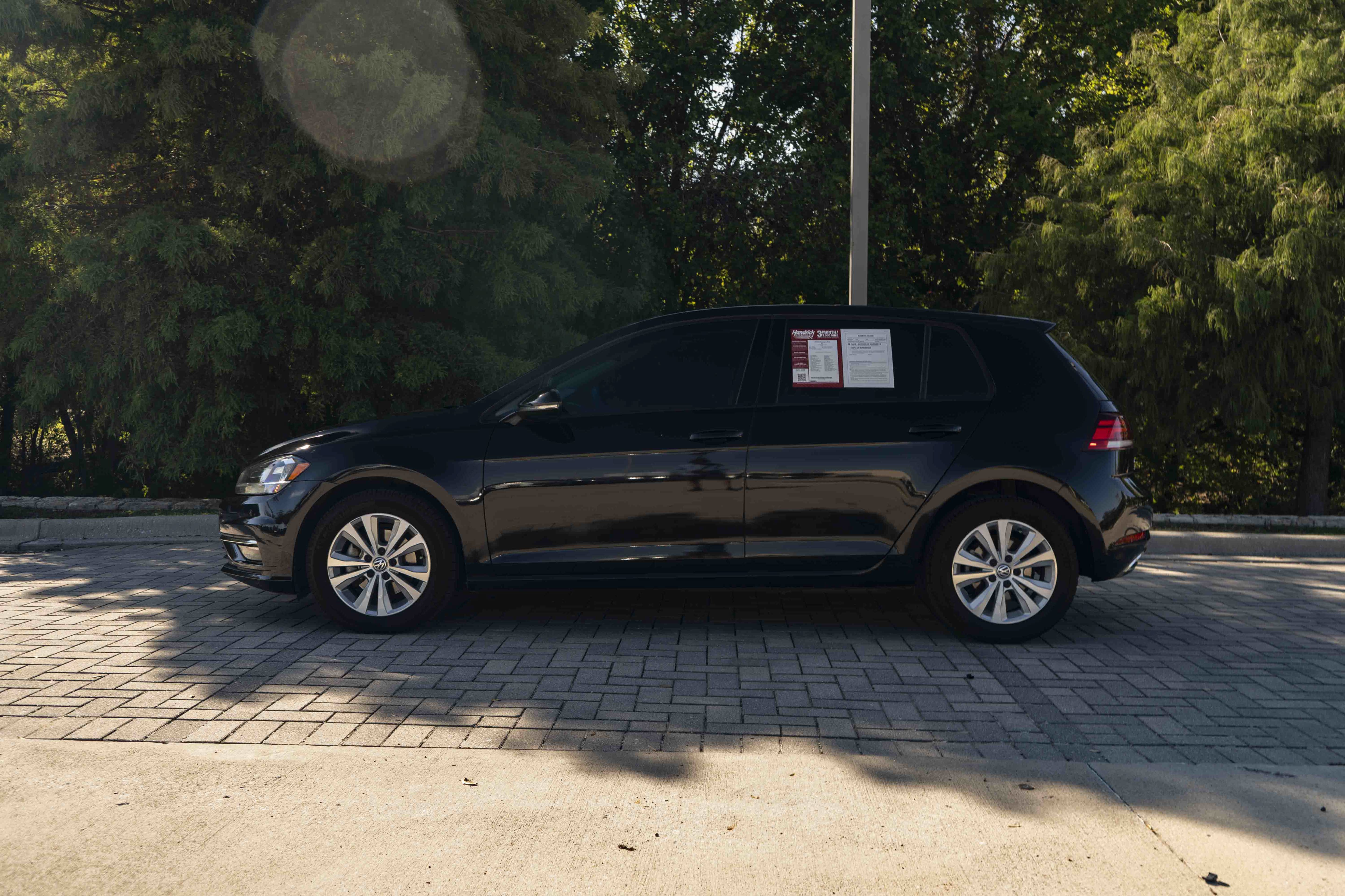 Used 2018 Volkswagen Golf SE Hatchback