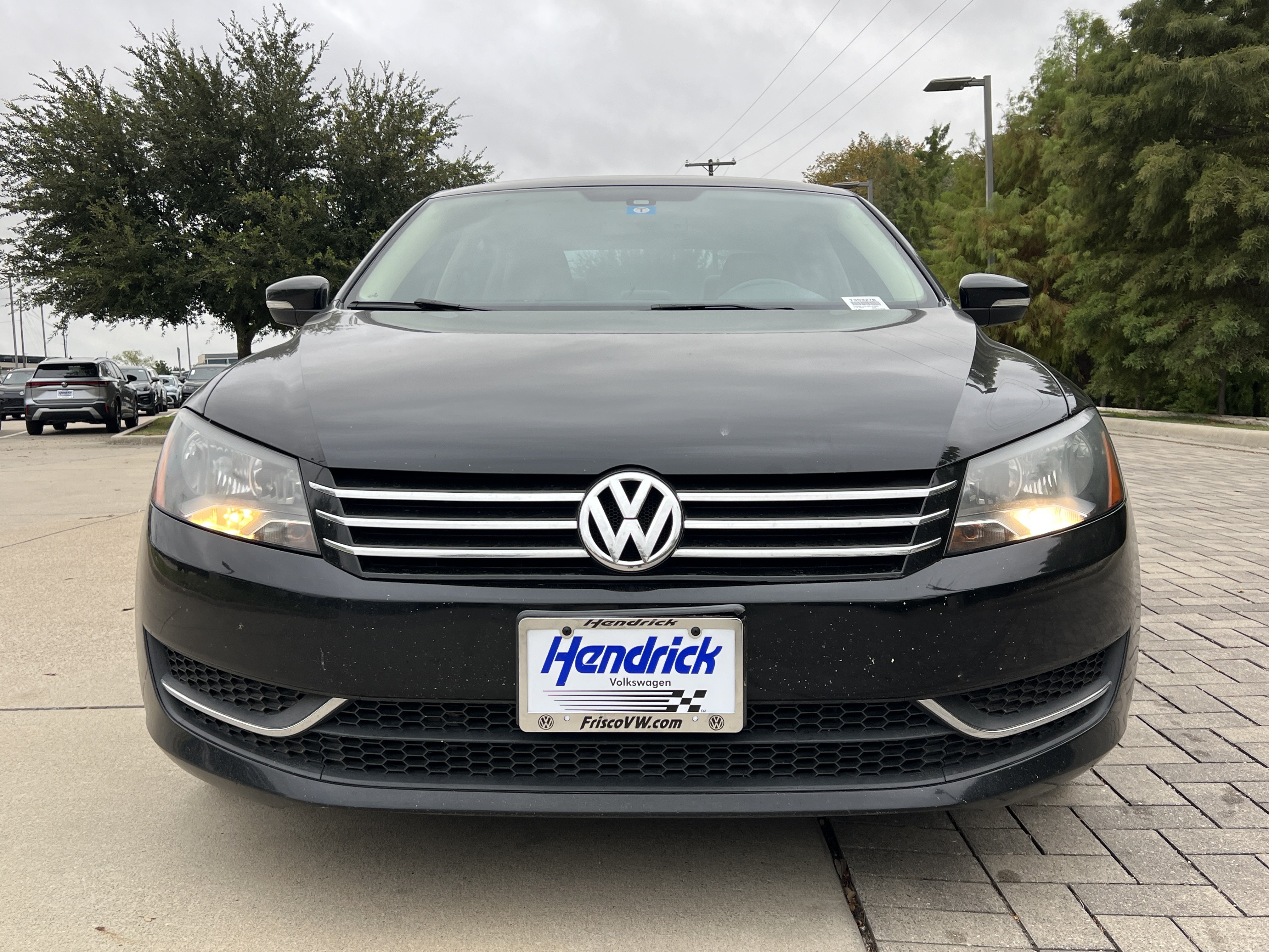 Used 2013 Volkswagen Passat SE Sedan