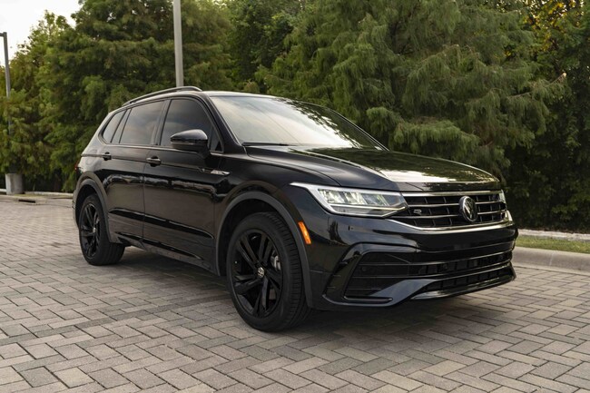 2023 Volkswagen Tiguan SE R-Line Black SUV