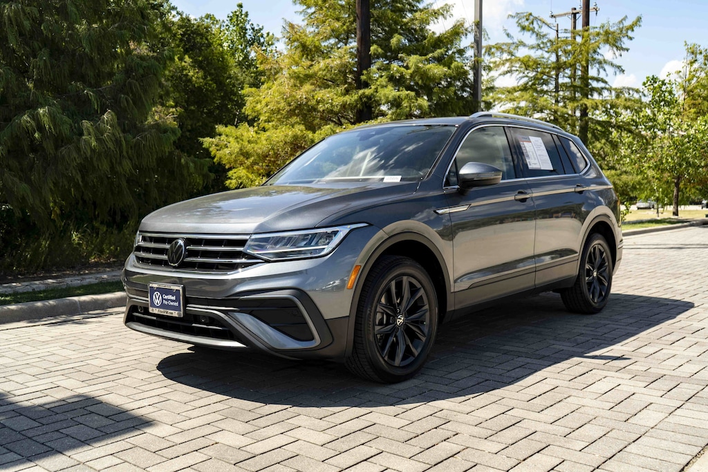 Used 2024 Volkswagen Tiguan SE SUV