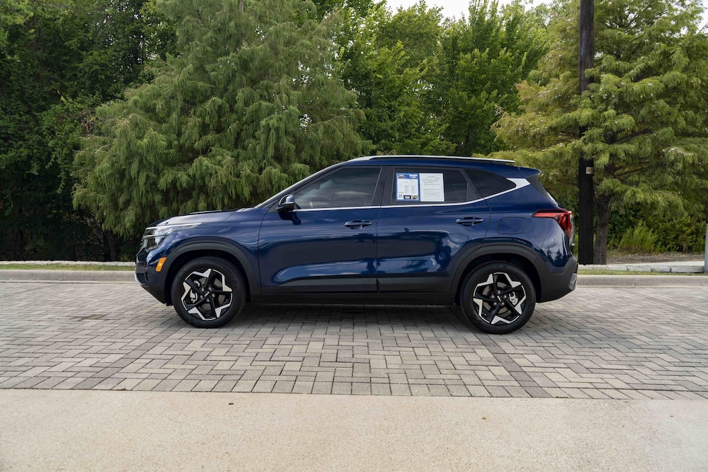 Used 2024 Kia Seltos EX SUV