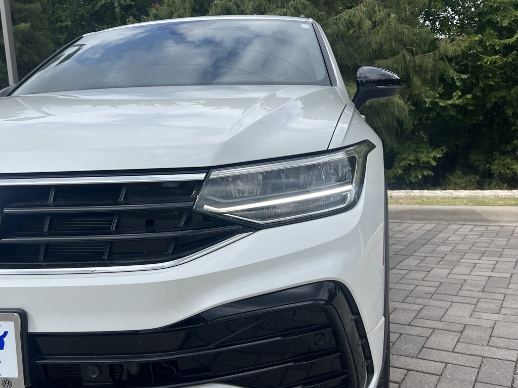 Used 2024 Volkswagen Tiguan SE R-Line Black SUV