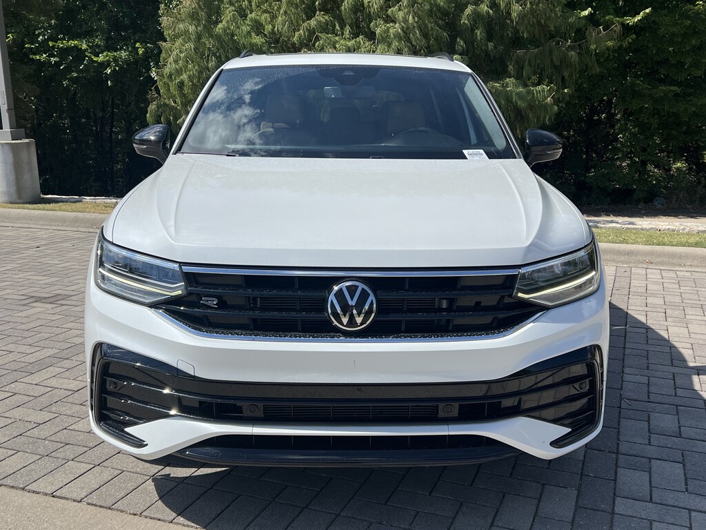 Used 2023 Volkswagen Tiguan SE R-Line Black SUV