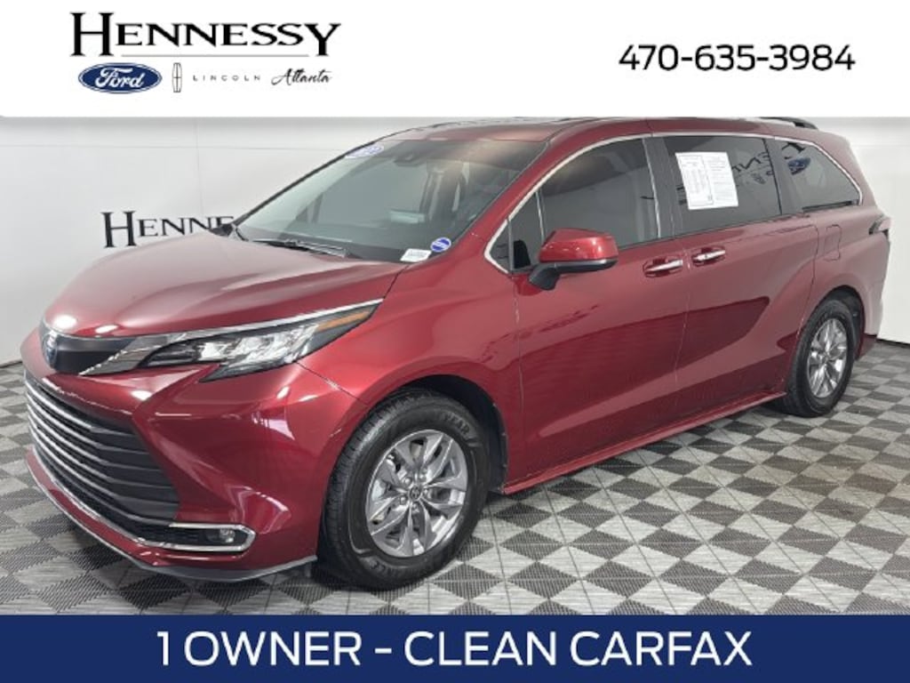 Used 2022 Toyota Sienna XLE Van Passenger Van