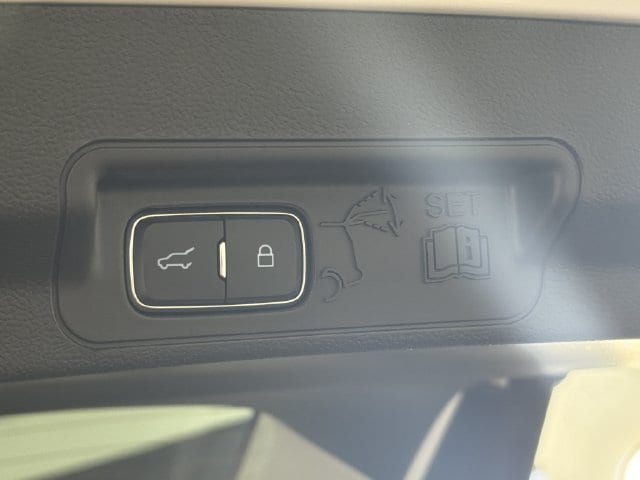 2026 Ford Explorer - Photo 26