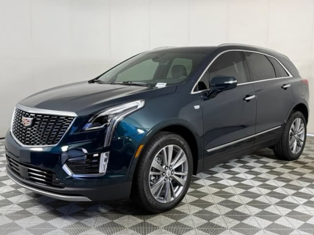 New 2026 CADILLAC XT5 Premium Luxury SUV