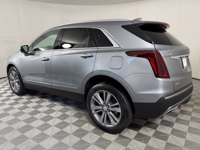 New 2026 CADILLAC XT5 Premium Luxury SUV