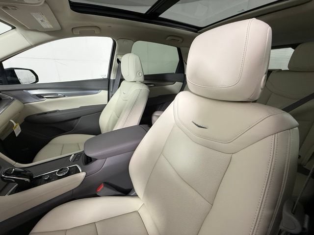 2026 Cadillac XT5 Premium Luxury - Photo 5