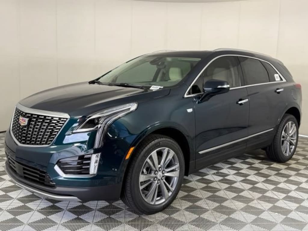 New 2026 CADILLAC XT5 Premium Luxury SUV