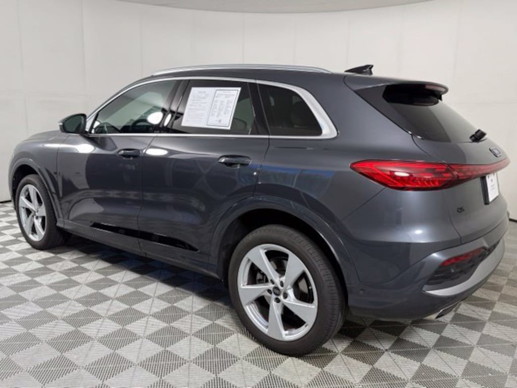 Used 2025 Audi All-new Q5 Premium Plus Tfsi Quattro S Tronic SUV