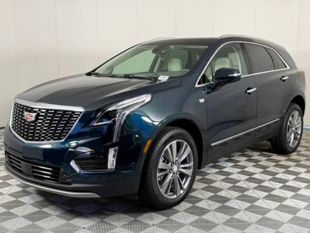 New 2026 CADILLAC XT5 Premium Luxury SUV