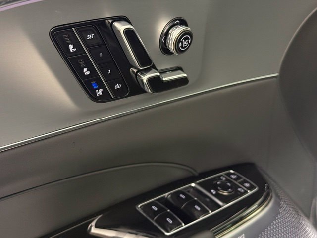 2027 Cadillac LYRIQ Premium Sport - Photo 15