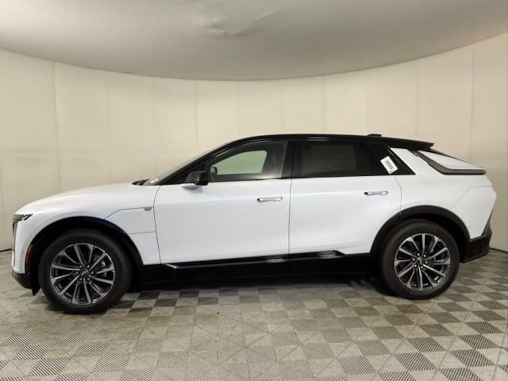 New 2026 CADILLAC LYRIQ Sport SUV