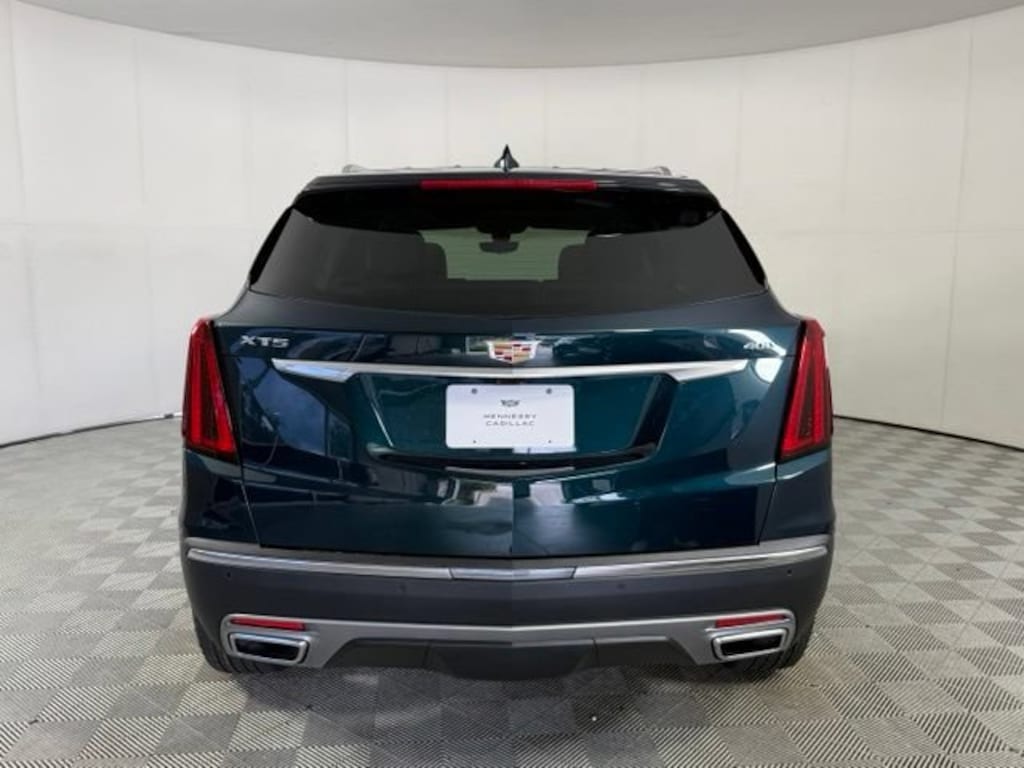 New 2026 CADILLAC XT5 Premium Luxury SUV