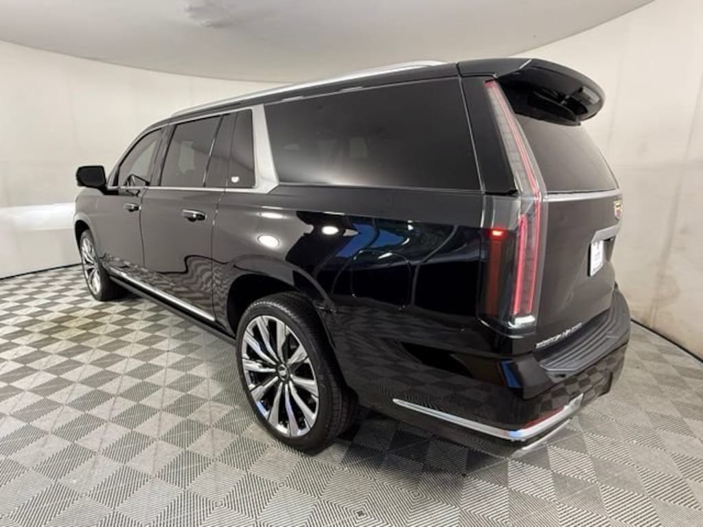New 2026 CADILLAC Escalade ESV Luxury SUV