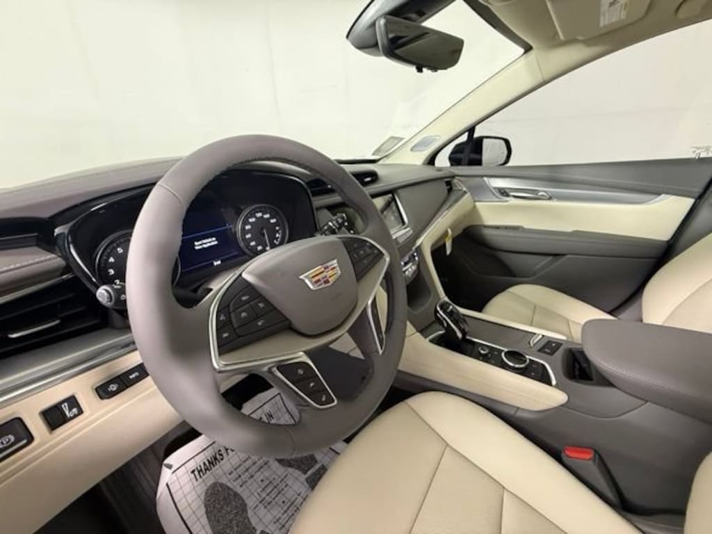 New 2026 CADILLAC XT5 Premium Luxury SUV
