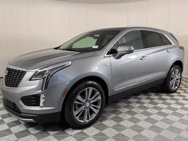 New 2026 CADILLAC XT5 Premium Luxury SUV