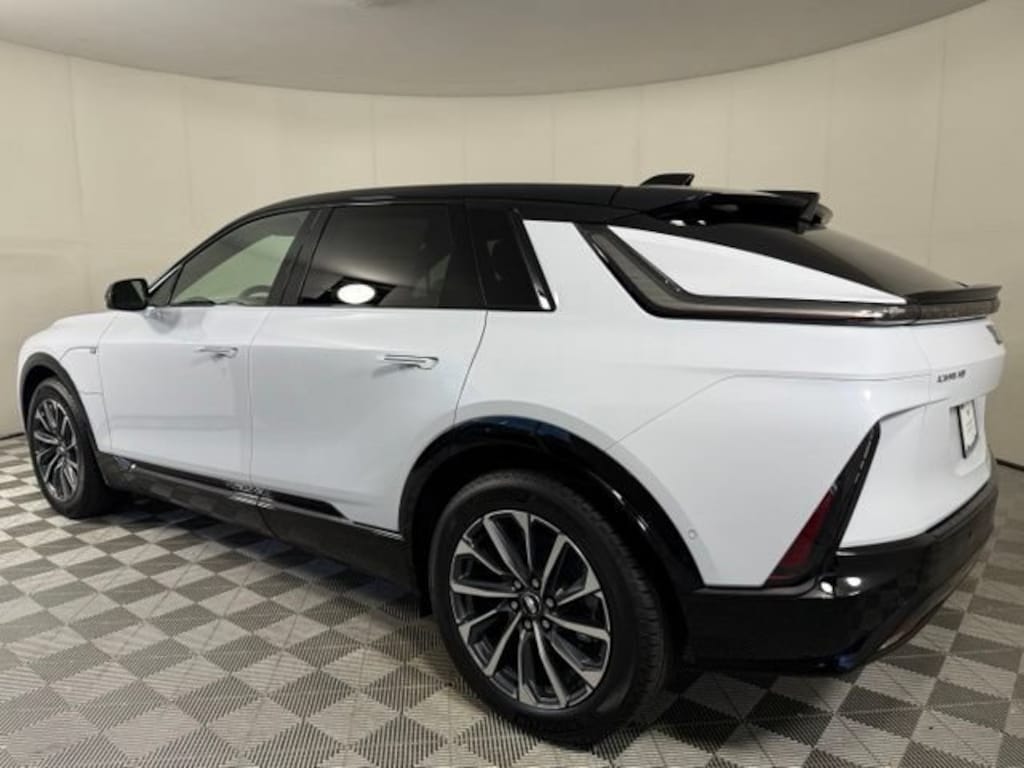 New 2027 CADILLAC LYRIQ Sport SUV