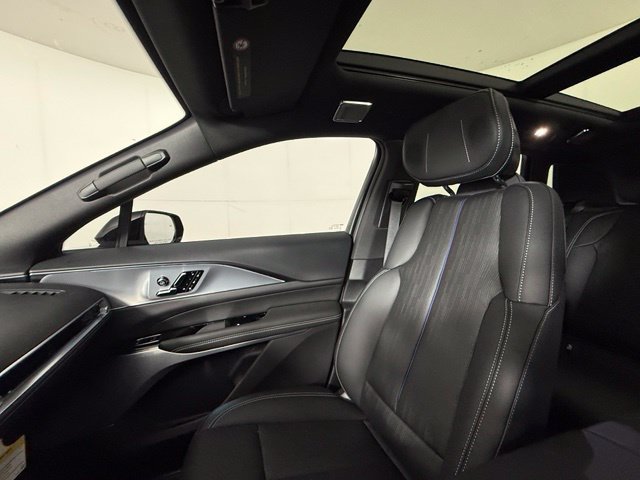 2027 Cadillac LYRIQ Premium Sport - Photo 18