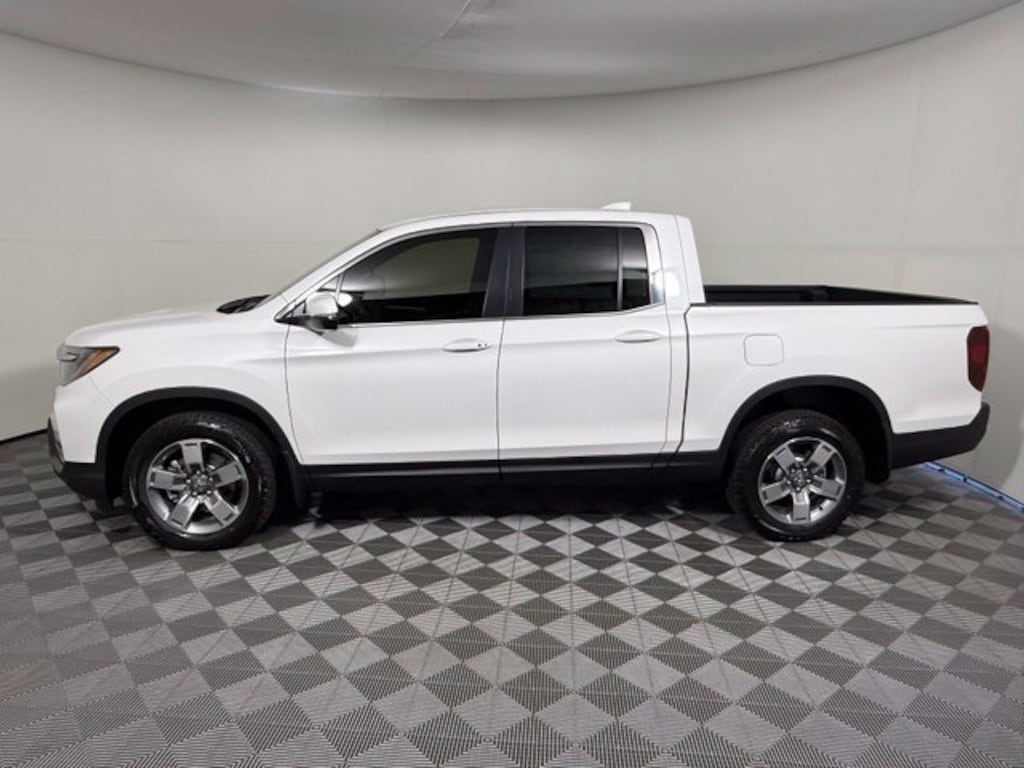 New 2026 Honda Ridgeline RTL Truck Crew Cab