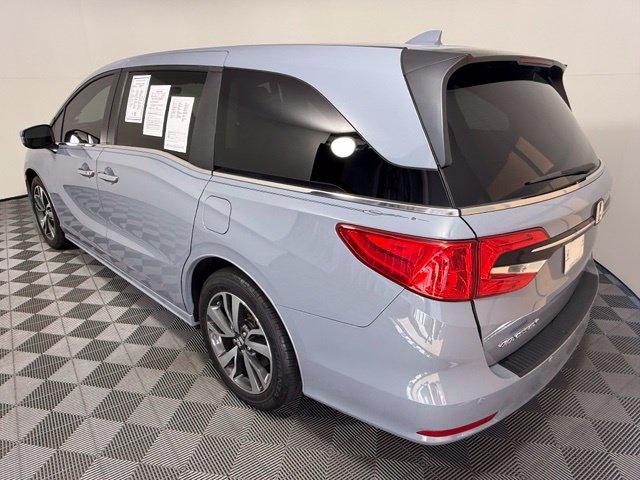 Used 2024 Honda Odyssey Touring Van