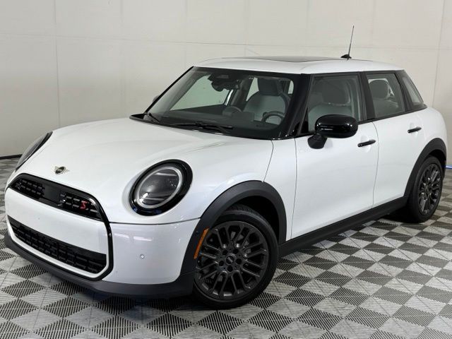 2025 MINI Hardtop 4 Door