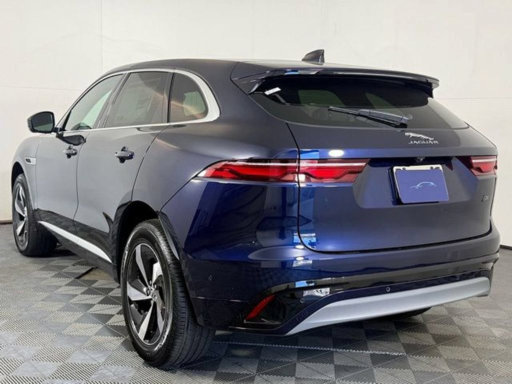 New 2026 Jaguar F-PACE P250 R-Dynamic S SUV