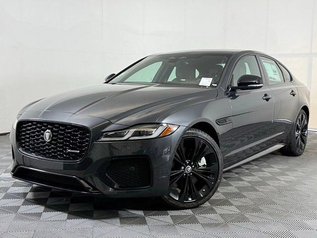 2024 Jaguar XF R-Dynamic SE