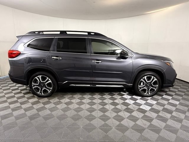 2025 Subaru Ascent Touring - Photo 8
