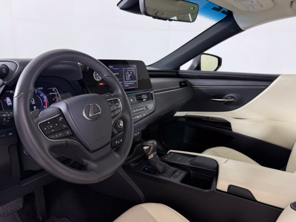 Certified 2022 Lexus ES 350 Sedan