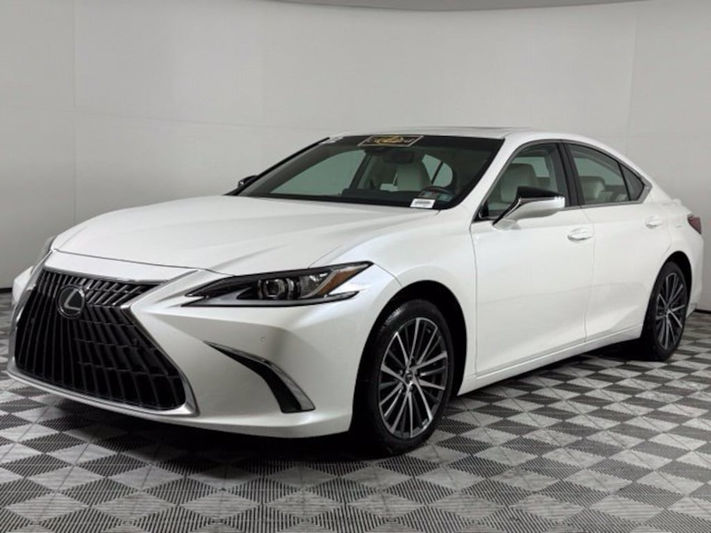 Certified 2022 Lexus ES 350 Sedan