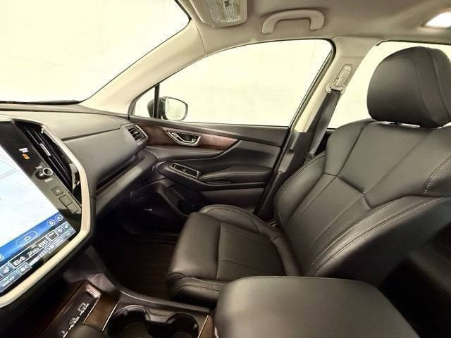 2025 Subaru Ascent Touring - Photo 27
