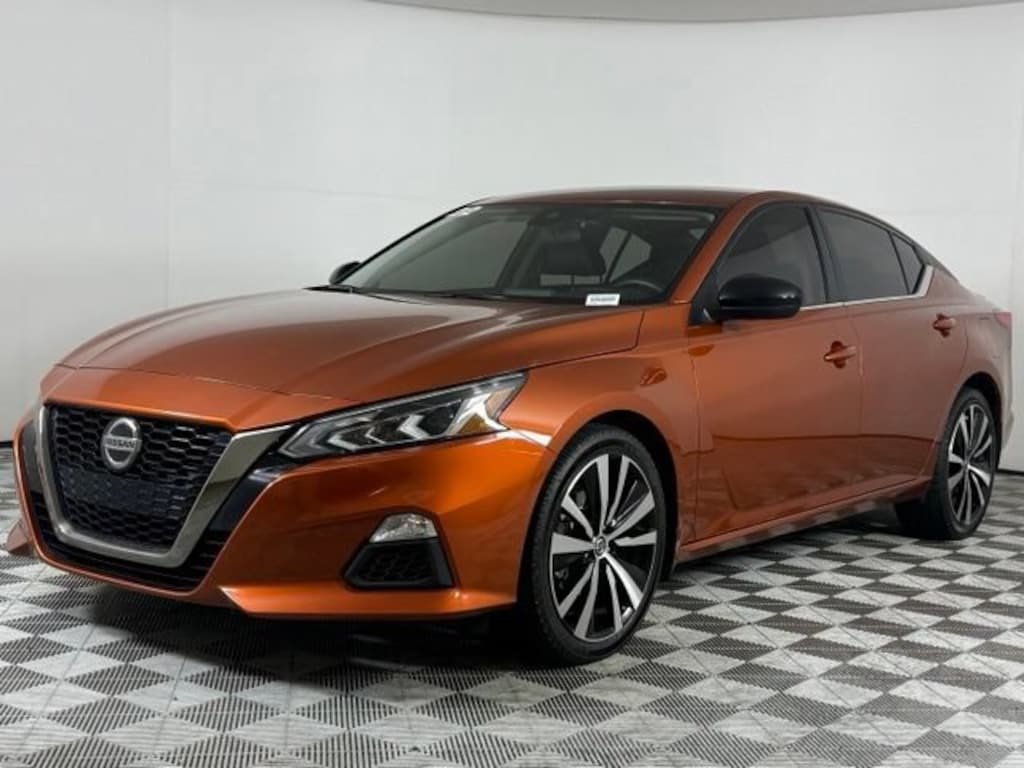 Used 2022 Nissan Altima 2.5 SR Sedan