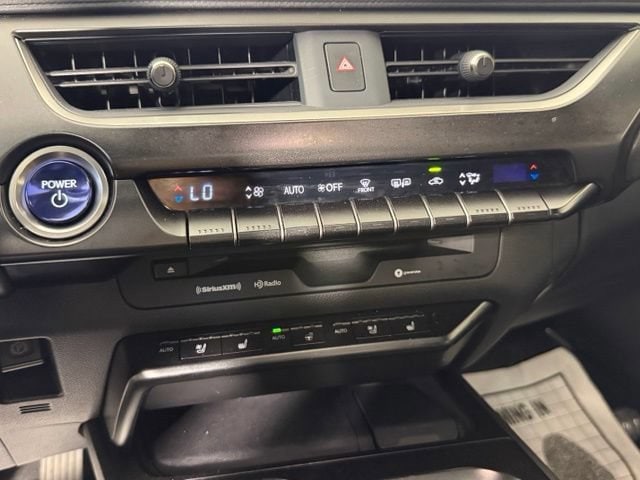 2019 Lexus UX Hybrid 250h - Photo 22