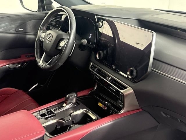 2023 Lexus RX Hybrid 500h - Photo 36