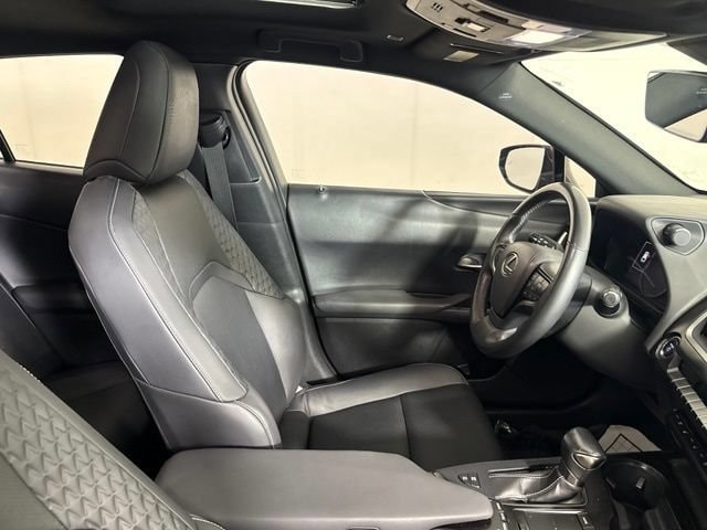 2019 Lexus UX Hybrid 250h - Photo 33