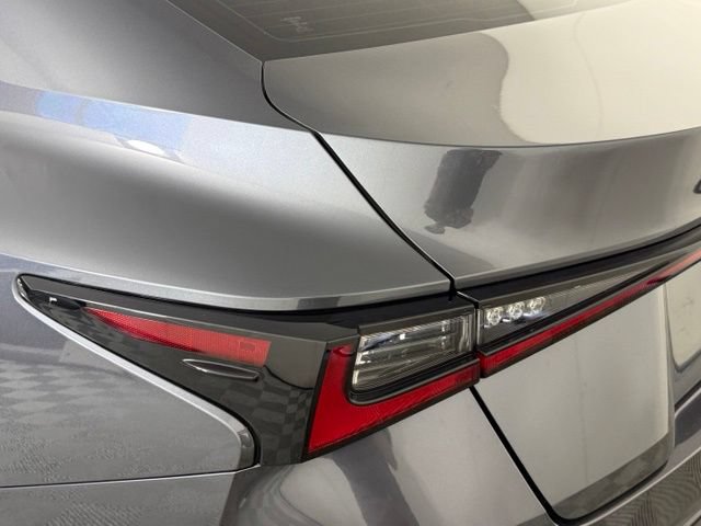 2025 Lexus IS 300 - Photo 14