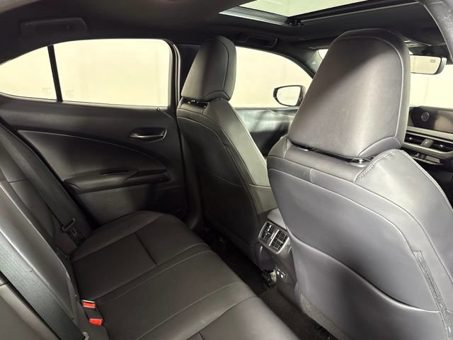 2019 Lexus UX Hybrid 250h - Photo 30