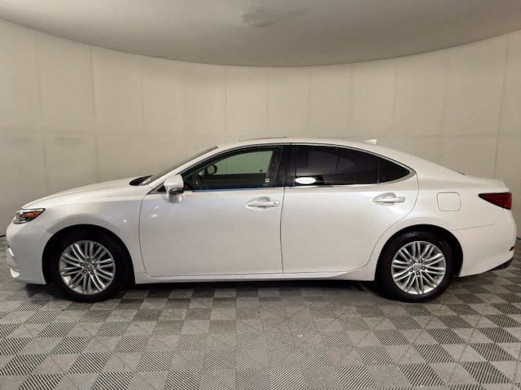 Used 2017 Lexus ES 350 Sedan