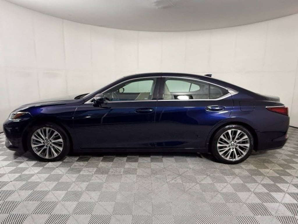 Used 2020 Lexus ES 350 Sedan