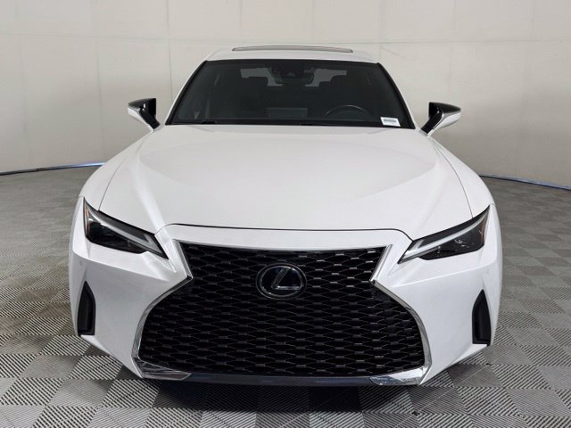 2023 Lexus IS 300 - Photo 11