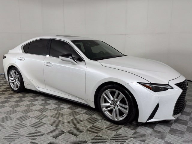 2023 Lexus IS 300 - Photo 10