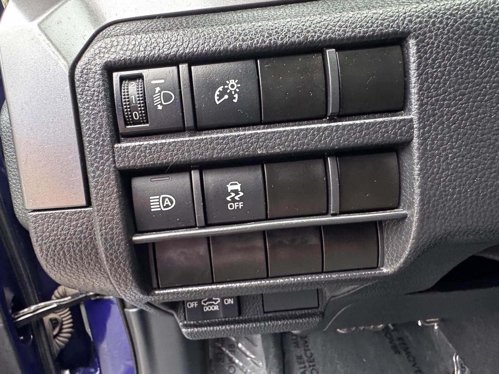 2024 Toyota Tacoma SR5 - Photo 17