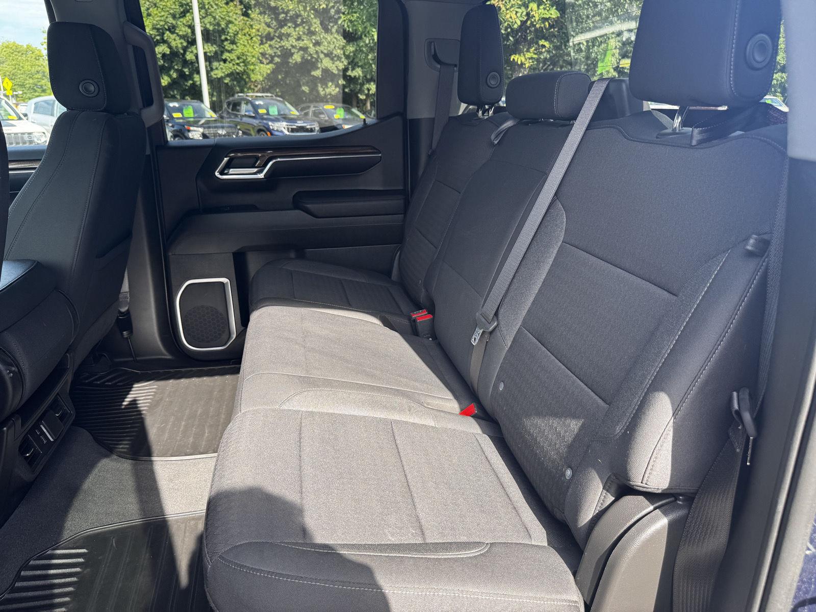 2023 Chevrolet Silverado 1500 LT - Photo 13